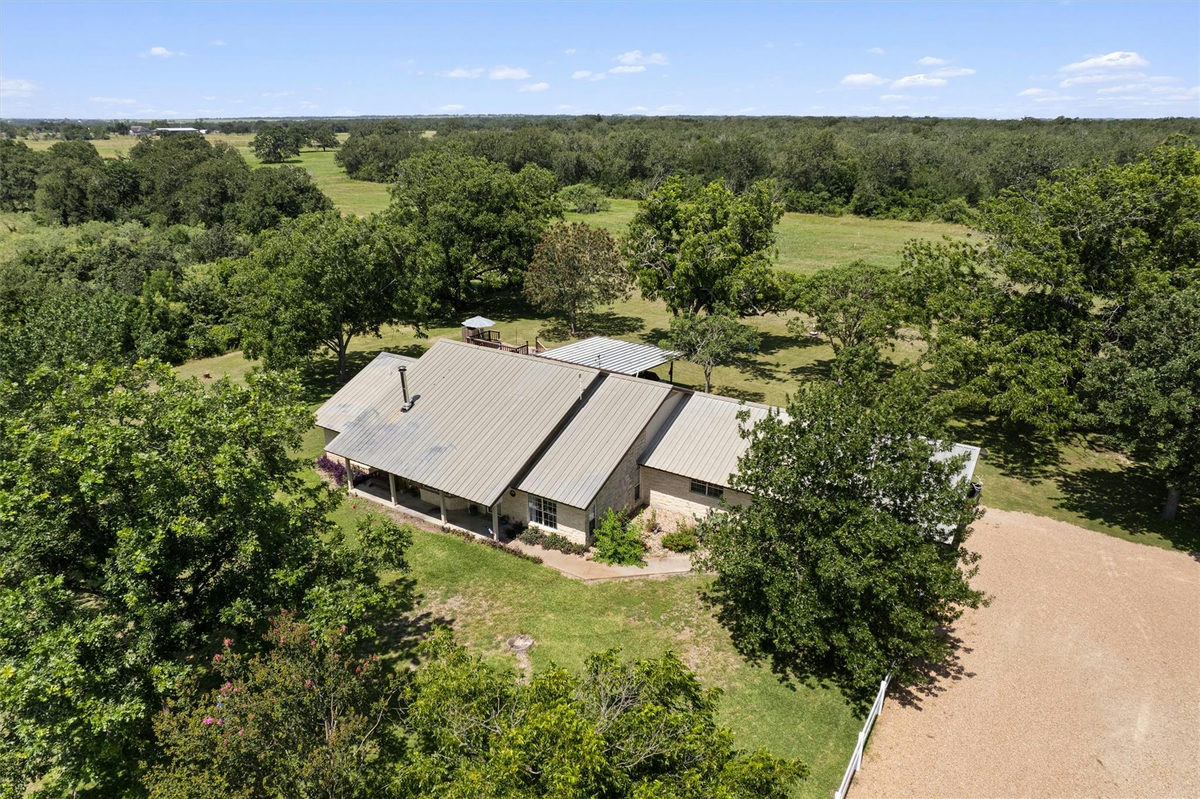 1172 County Road 418 — photo 5