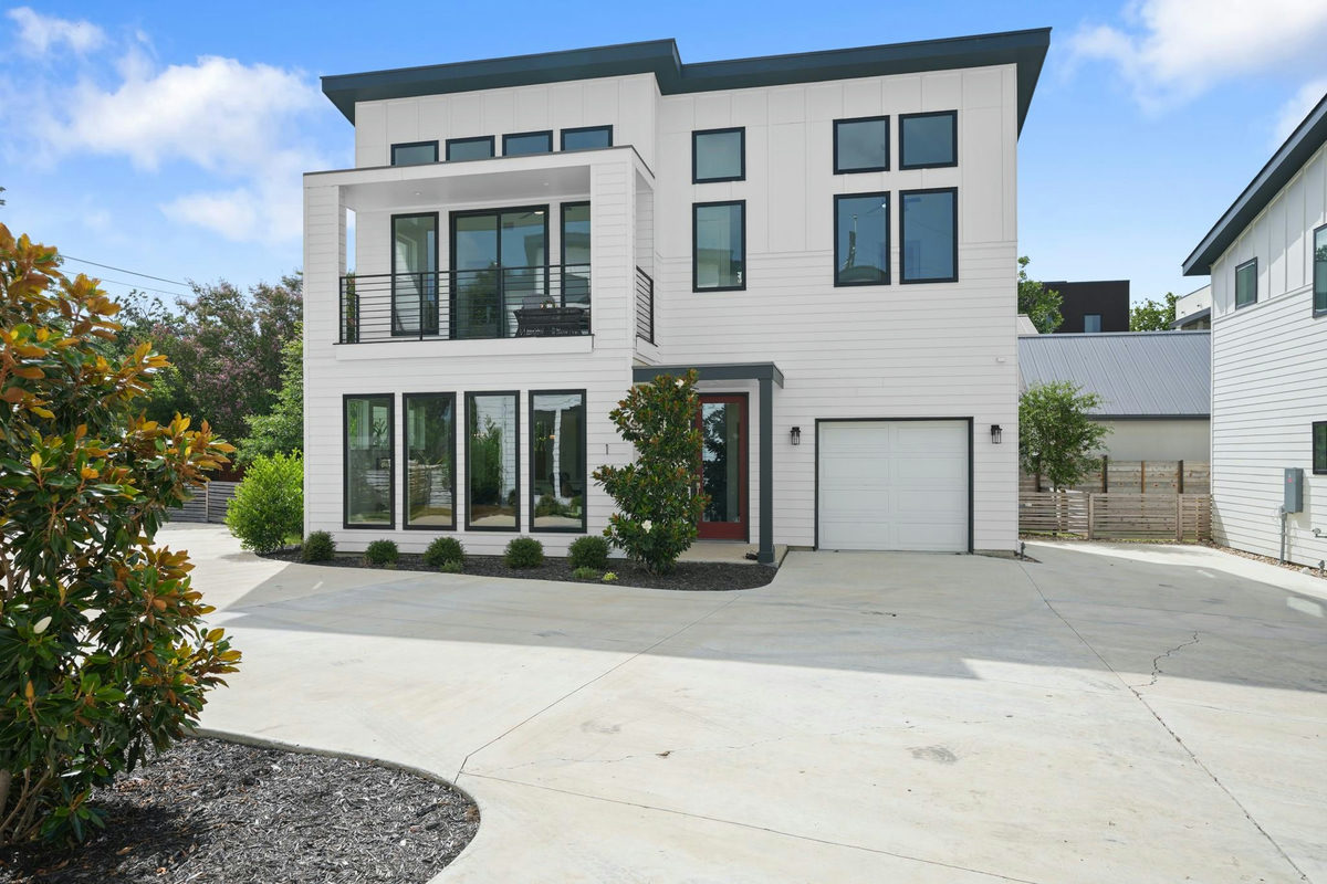 2111 Prather Ln #1 — photo 4