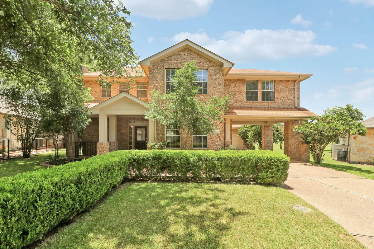 10608 Portrush Ct — exterior