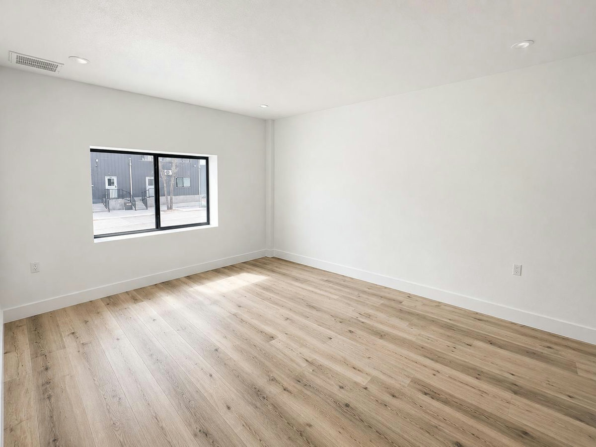 15210 Fitzhugh Rd #17 — photo 5