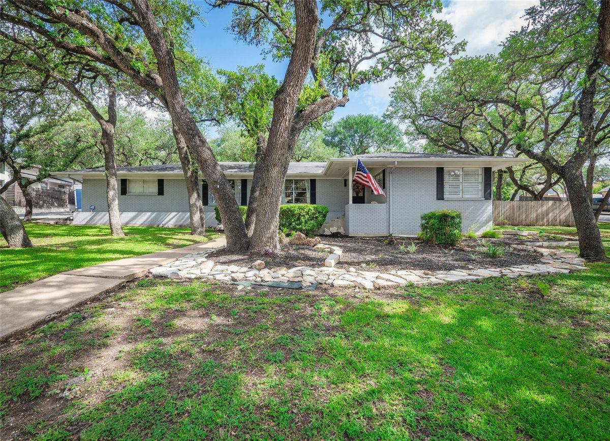 4901 Timberline Dr — photo 2