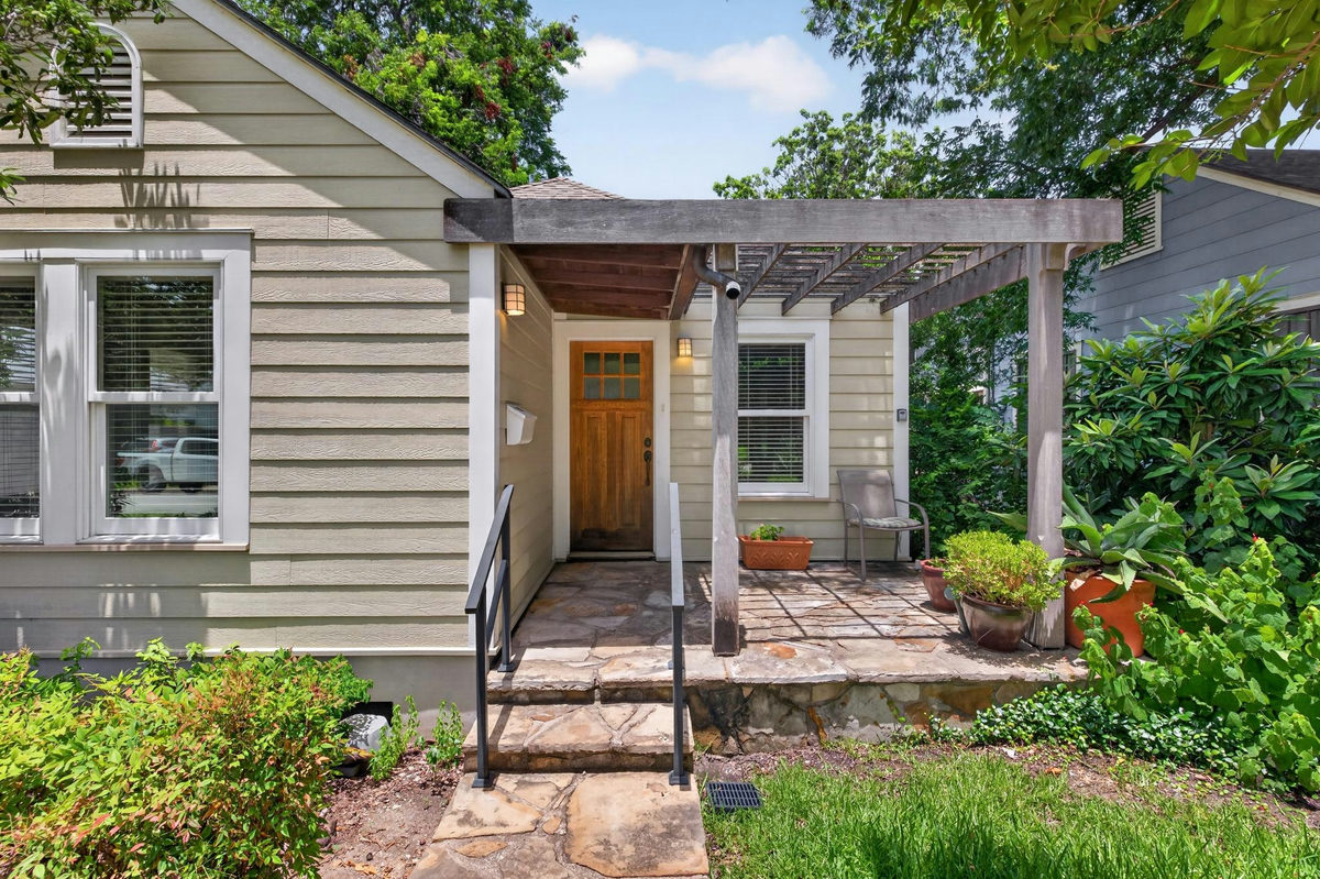 4616 Sinclair Ave — photo 3