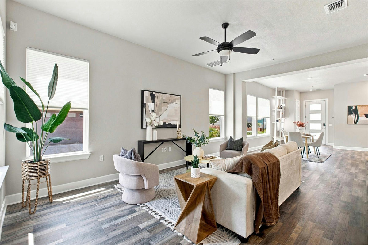 2509 Robert Browning St — photo 4