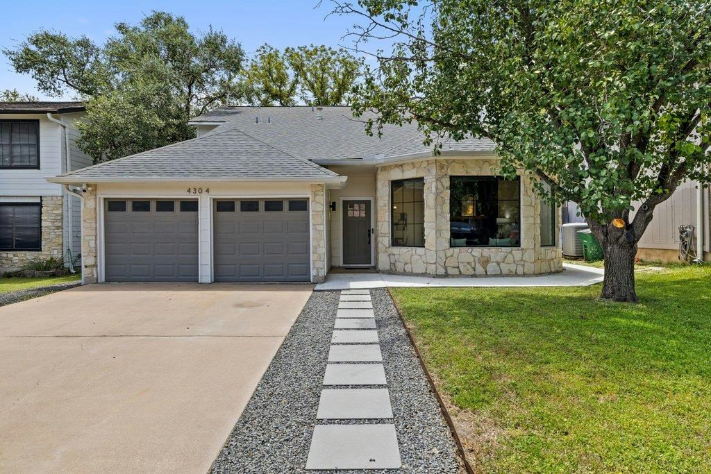 4304 Clarno Dr — exterior