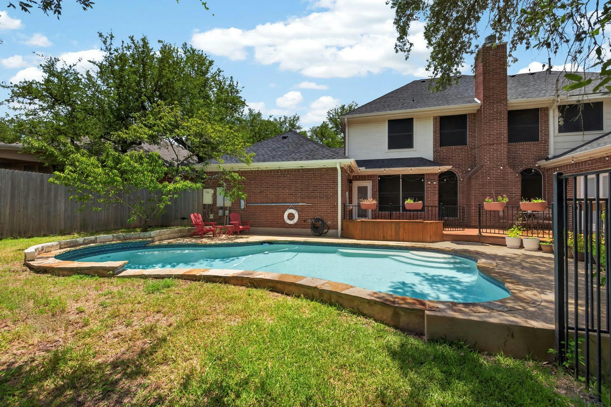 7804 Blue Lilly Dr — photo 2