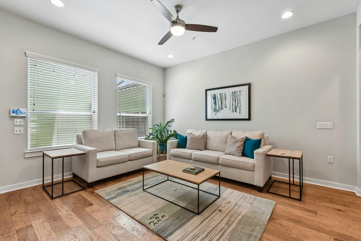3917 Vaughan St — photo 4