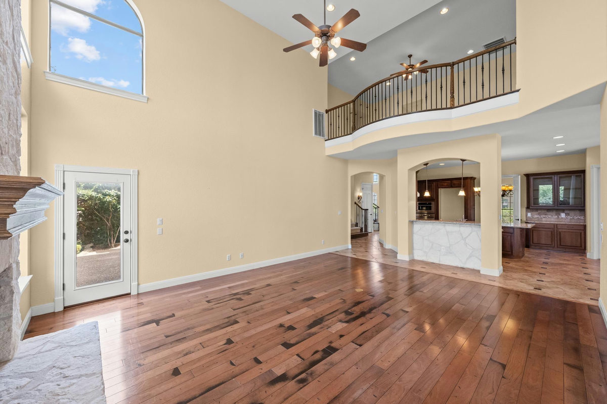 126 Vailco Ln — photo 5