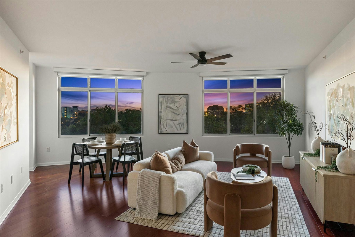 54 Rainey St #502 — exterior