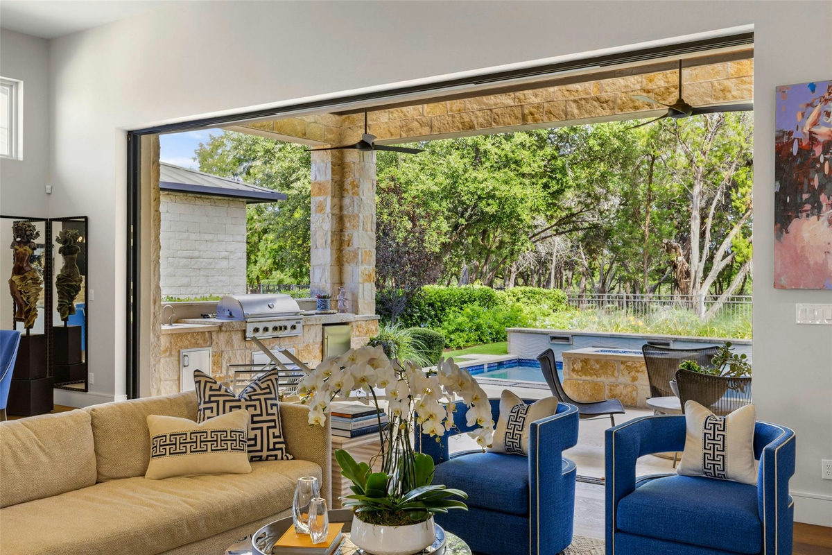 8317 CARRANZO Dr — photo 2