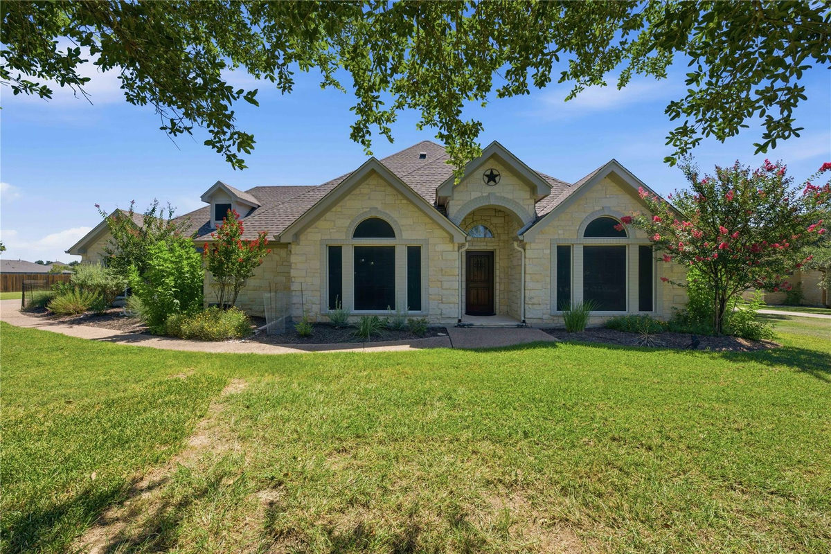 209 Park Place Dr — photo 2