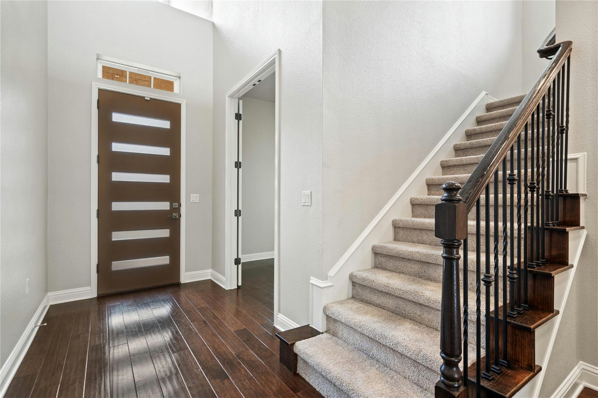 5009 Mandevilla Dr — photo 4