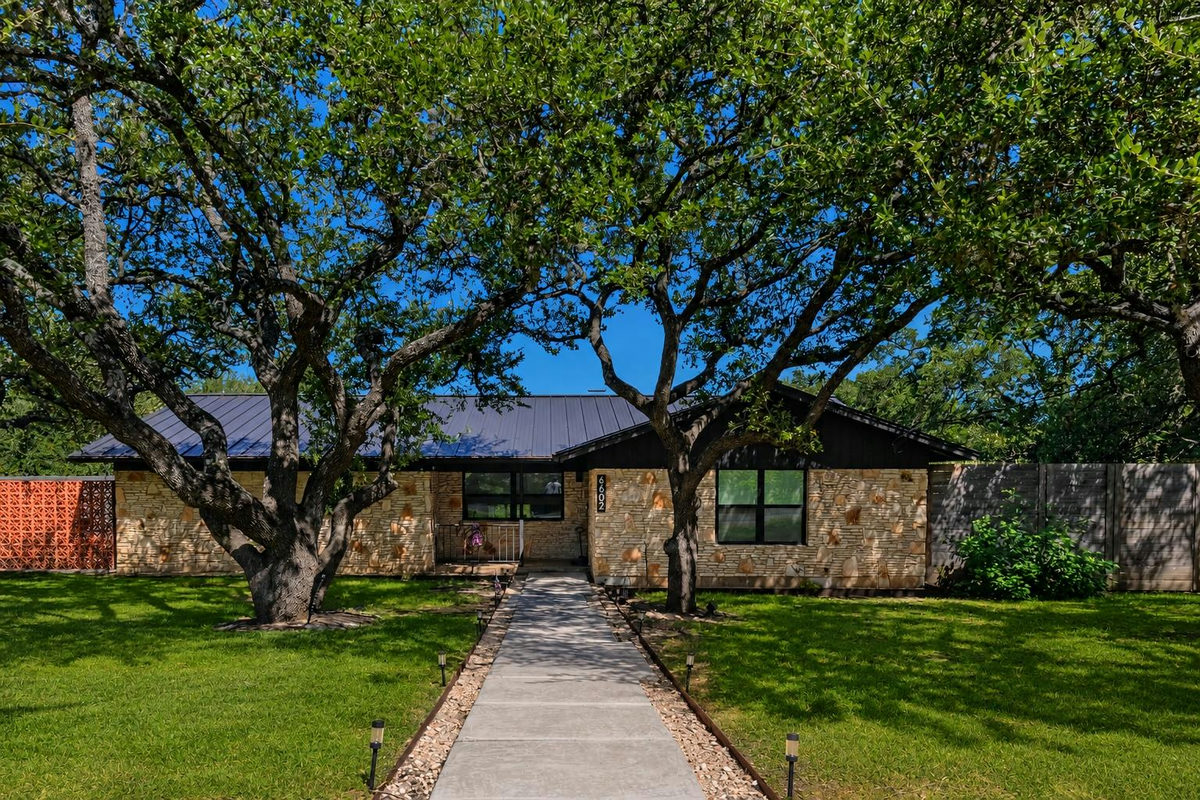 6602 Wolfcreek Pass — exterior