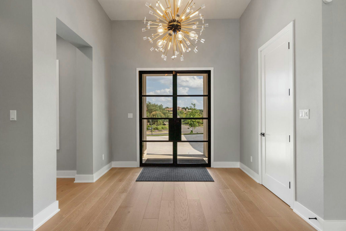 501 Black Wolf Run — photo 2