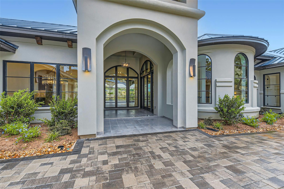 8132 Magnolia Ridge Cv — exterior