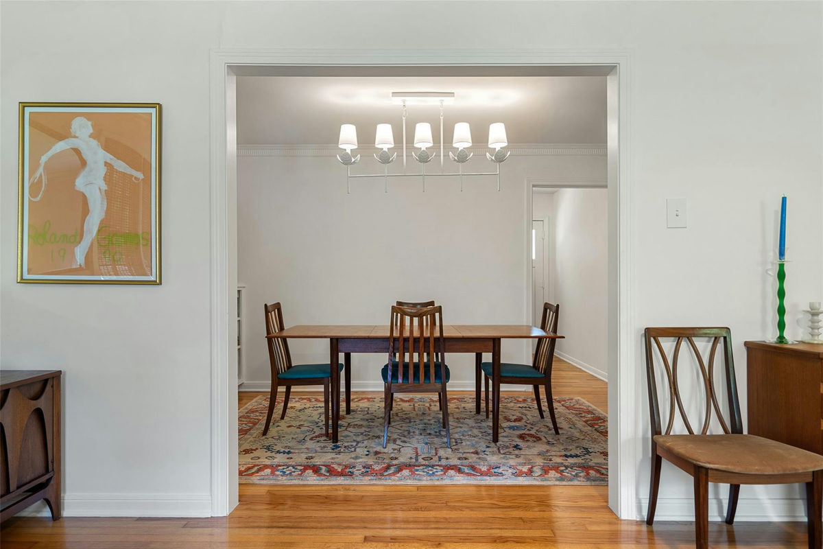 2810 Windsor Rd — photo 4