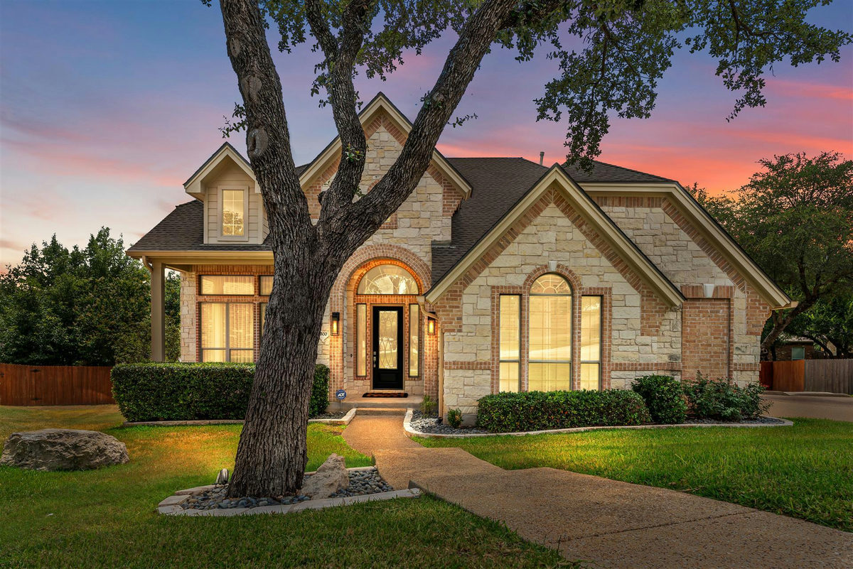 3900 Simon Ridge Ct — photo 3