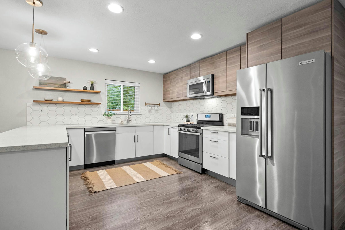 5501 Coventry Ln — photo 3