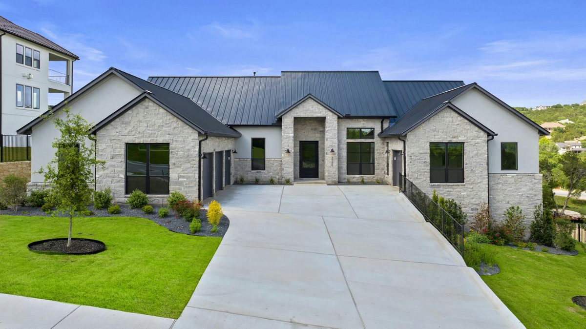 3725 Salento Cv — exterior