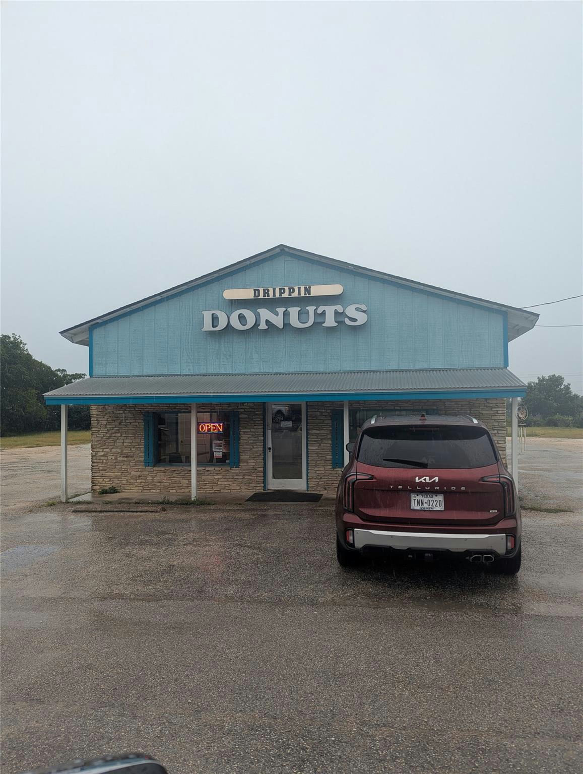 651 Highway 290 Hwy — exterior