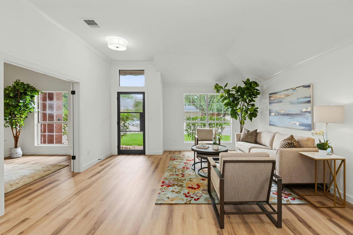 3105 Sesbania Dr — photo 3