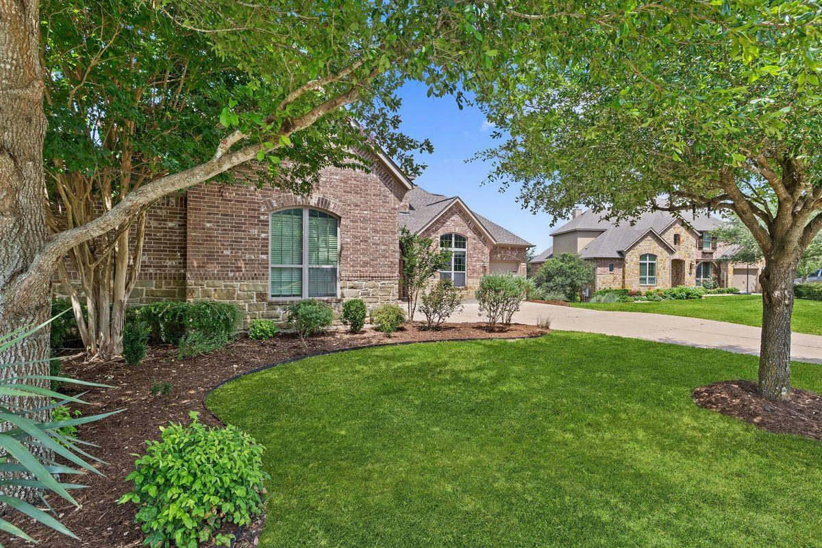 8804 Flycatcher Ct — exterior
