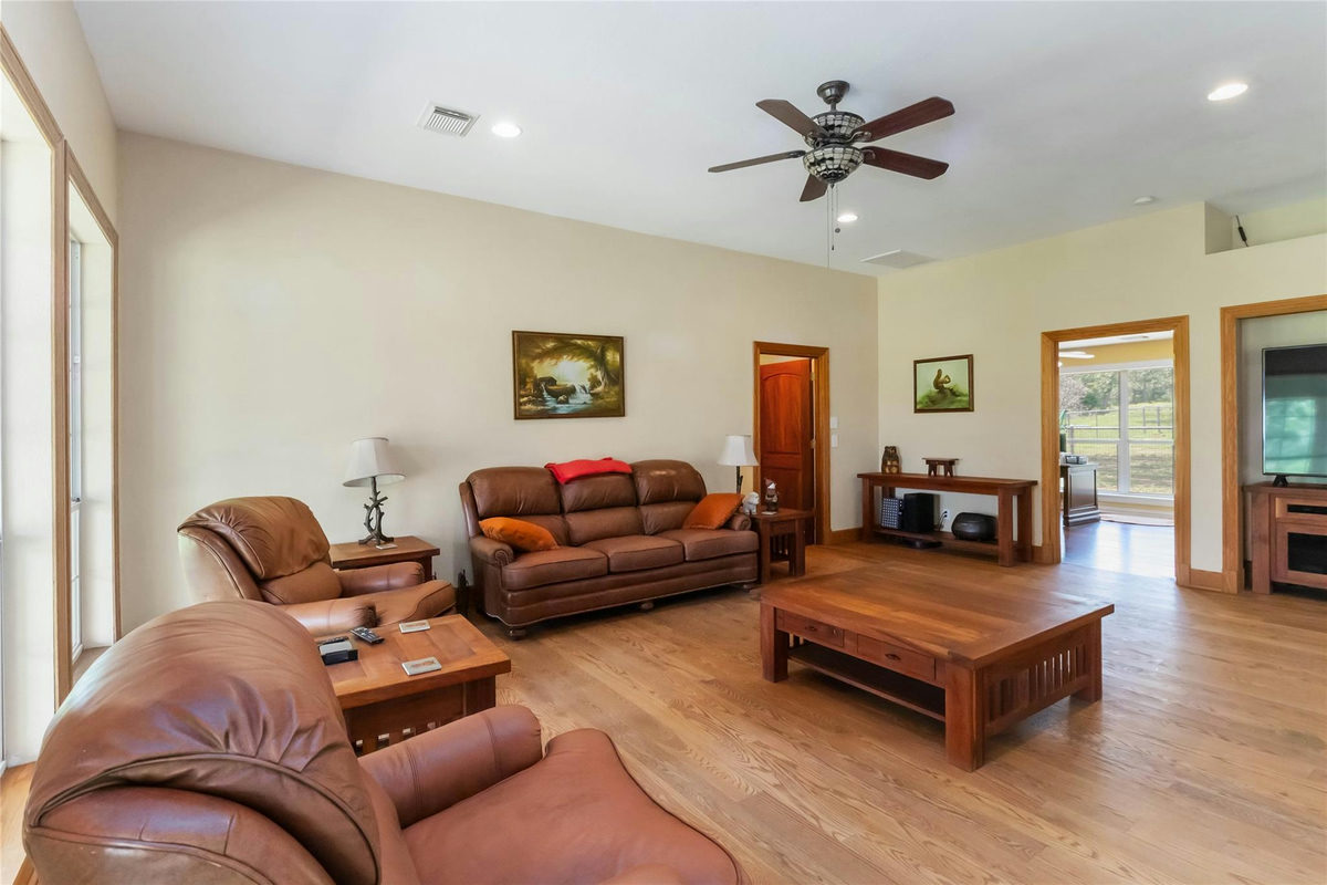1208 Jeddo Rd — photo 5