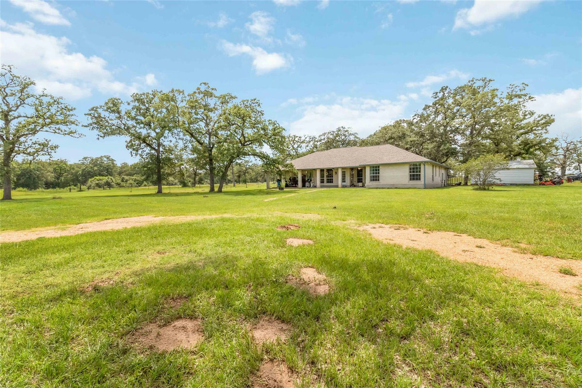 1208 Jeddo Rd — photo 2