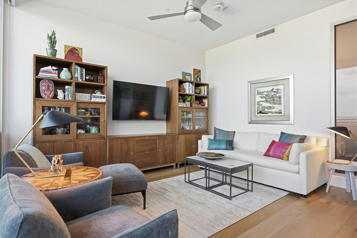 222 West Ave #1808 — photo 4