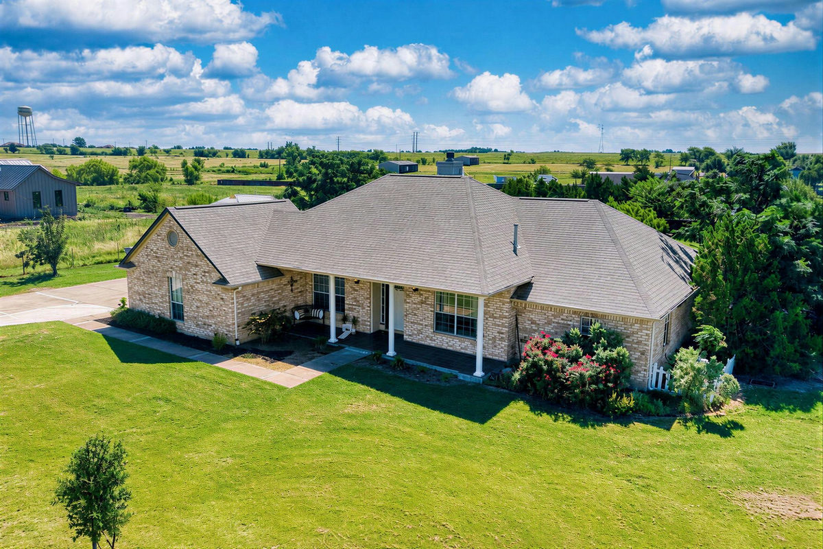 4900 Gate Dancer Ln — exterior