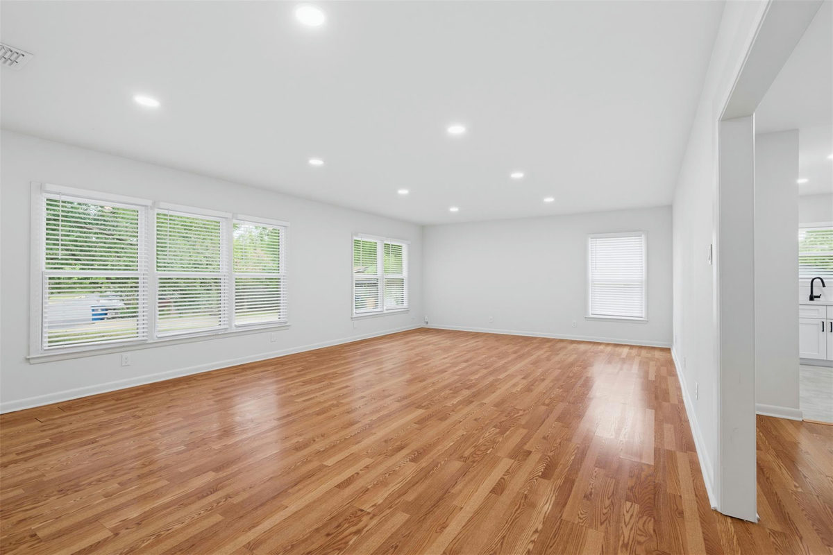 6010 Dunbury Dr — photo 4