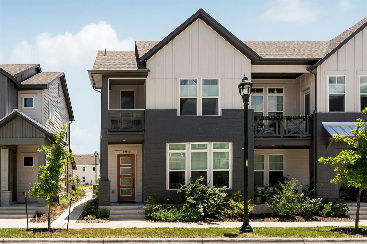 4207 Margarita St — exterior