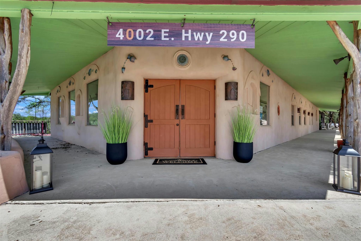 4002 E Highway 290 Hwy — photo 3