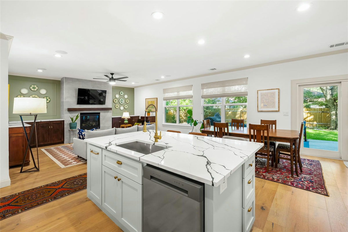 5914 Salcon Cliff Dr — photo 2