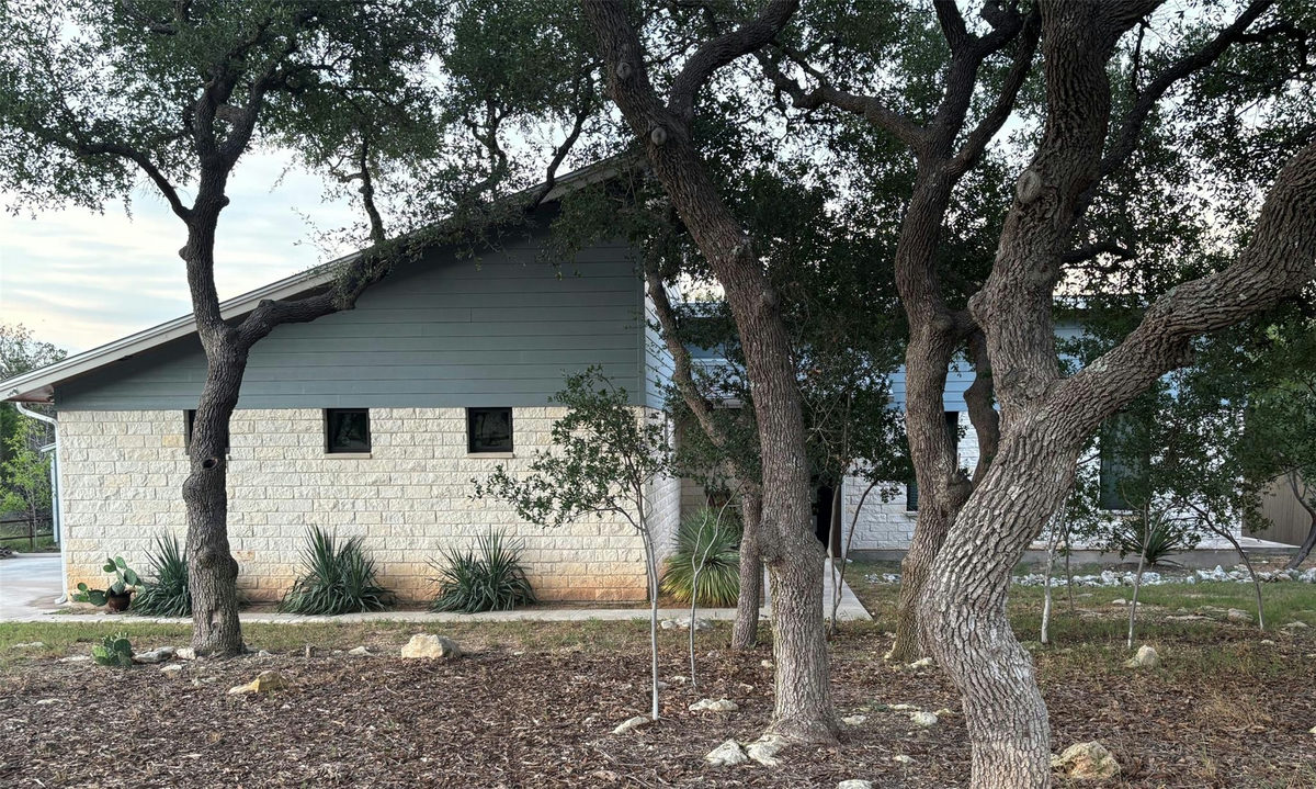 172 Bluff Trl — exterior