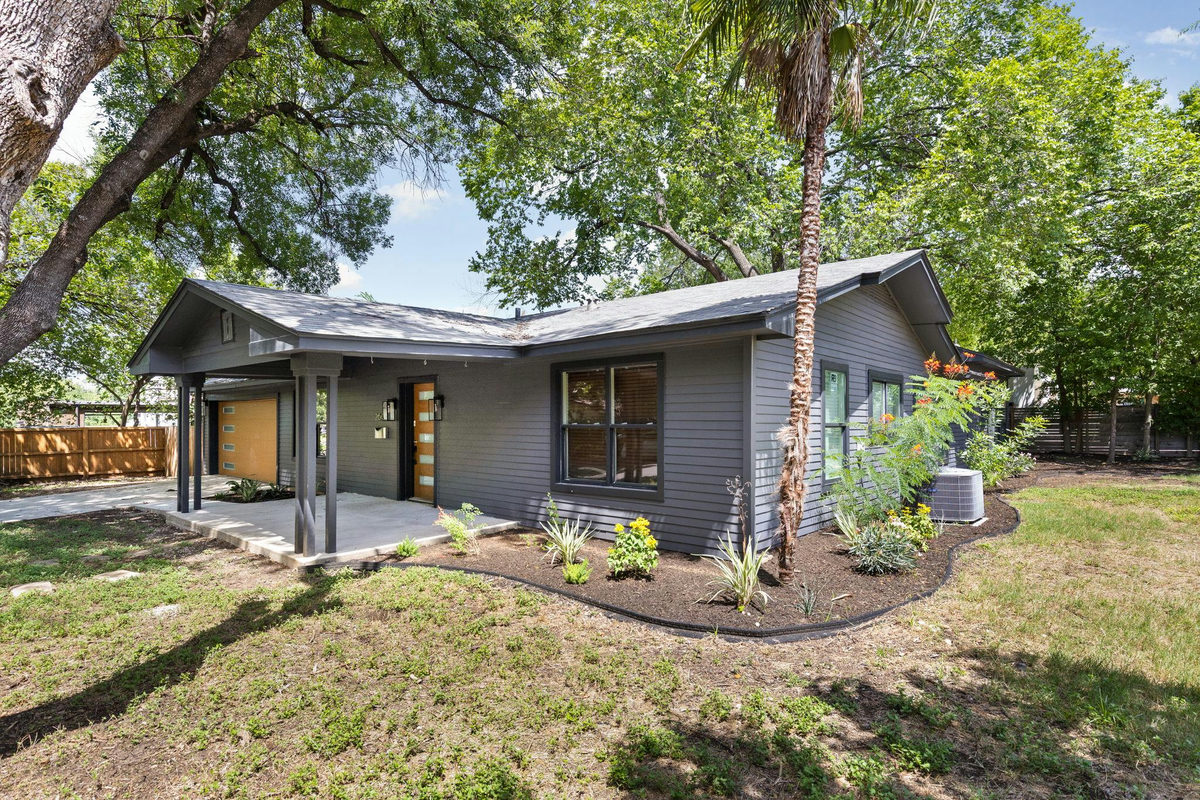2605 Friar Tuck Ln — photo 3