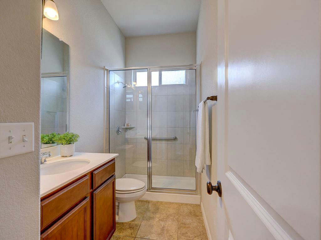 520 Acadia Bnd — photo 4