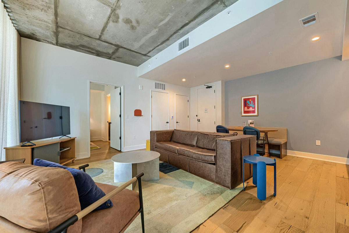 48 East Ave #1809 — photo 5