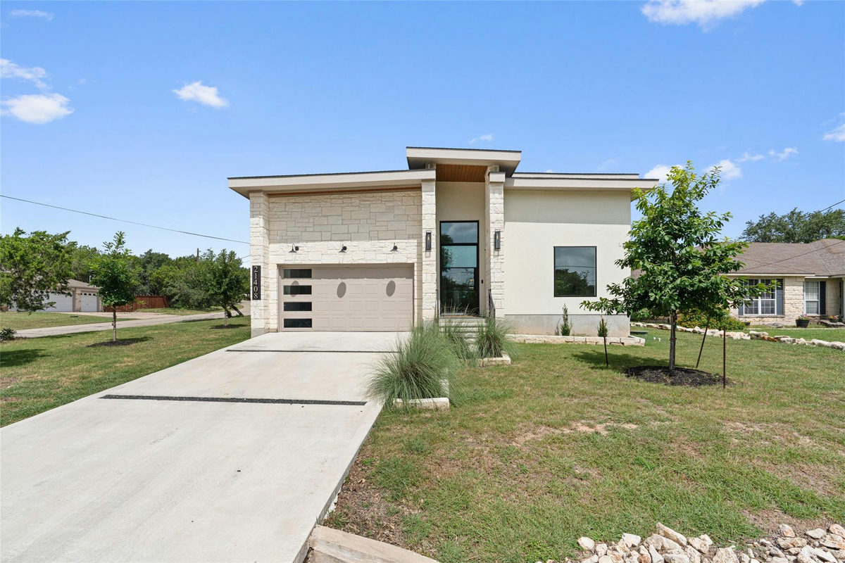 21408 Lakefront Dr — exterior