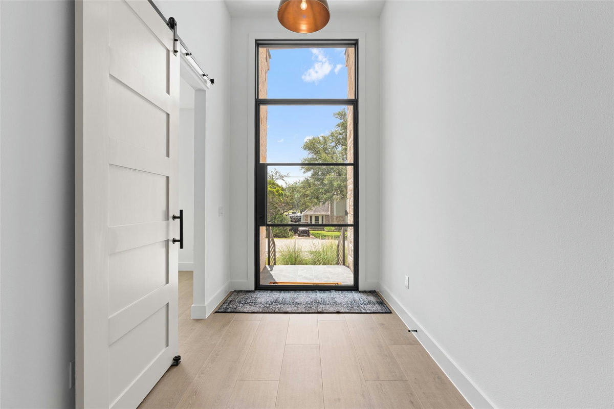 21408 Lakefront Dr — photo 3