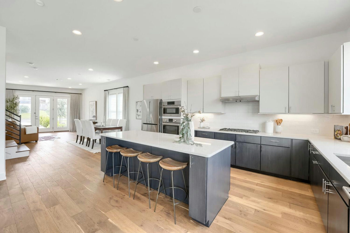 7408 Cordoba Dr — photo 4
