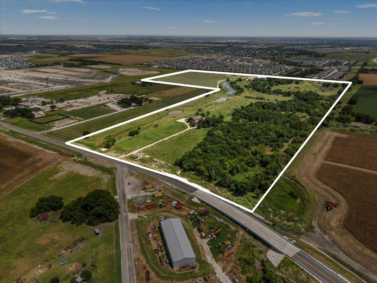 5300 County Road 100 — photo 2