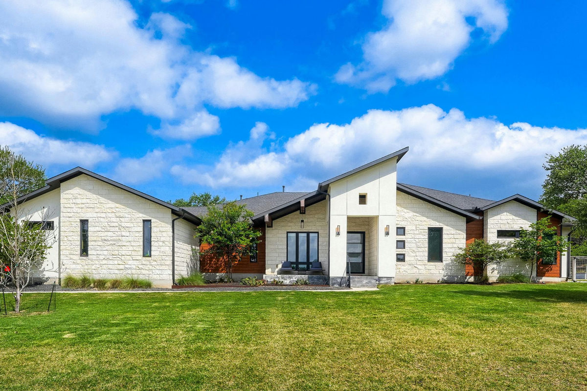 200 Quarter Horse Ln — exterior