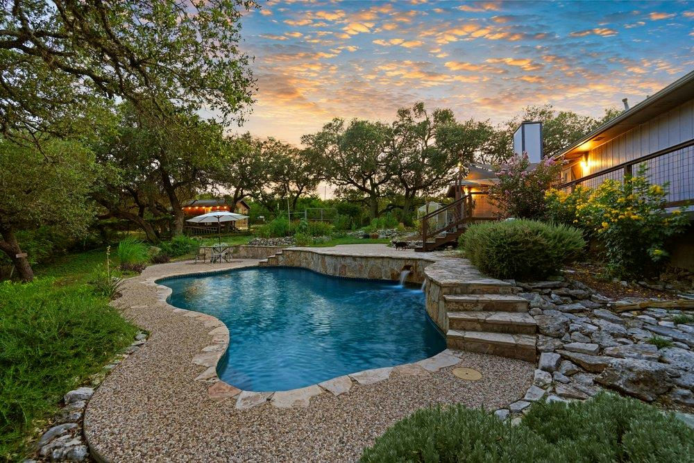 2111 Stallion Springs Dr — photo 2