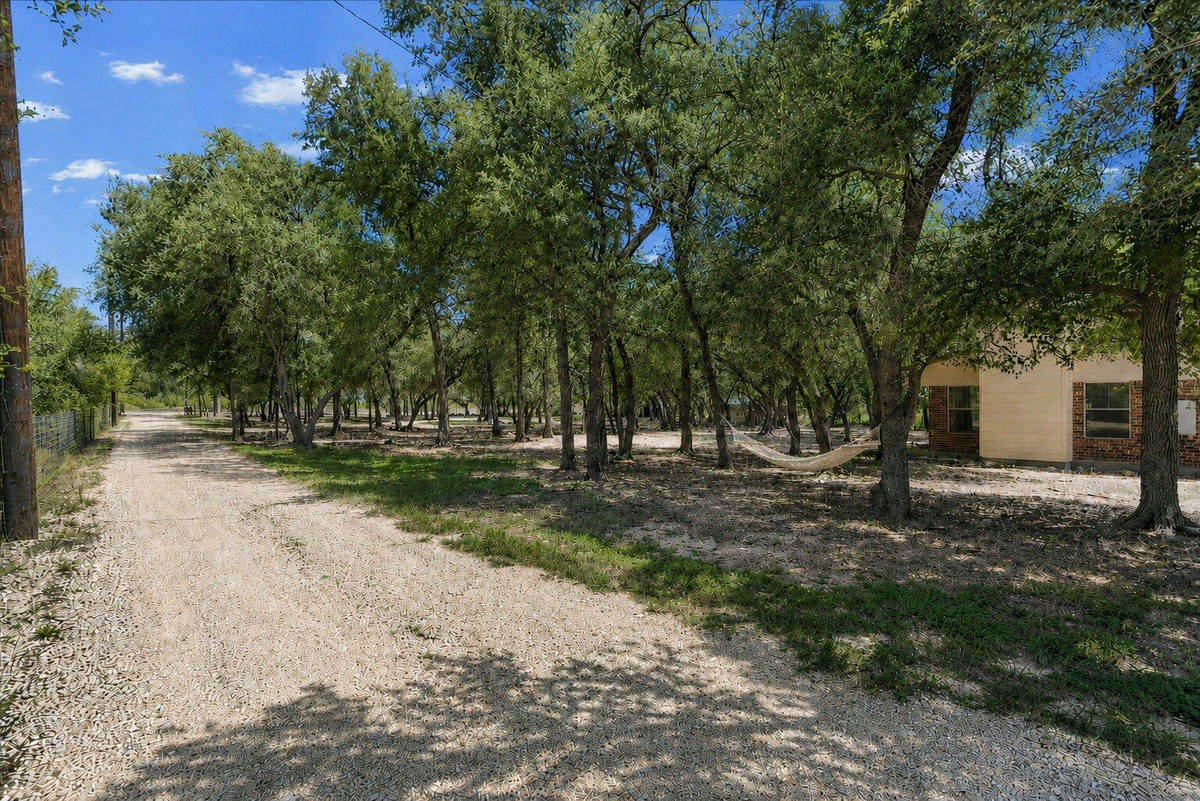 2150 124 County Rd — photo 2