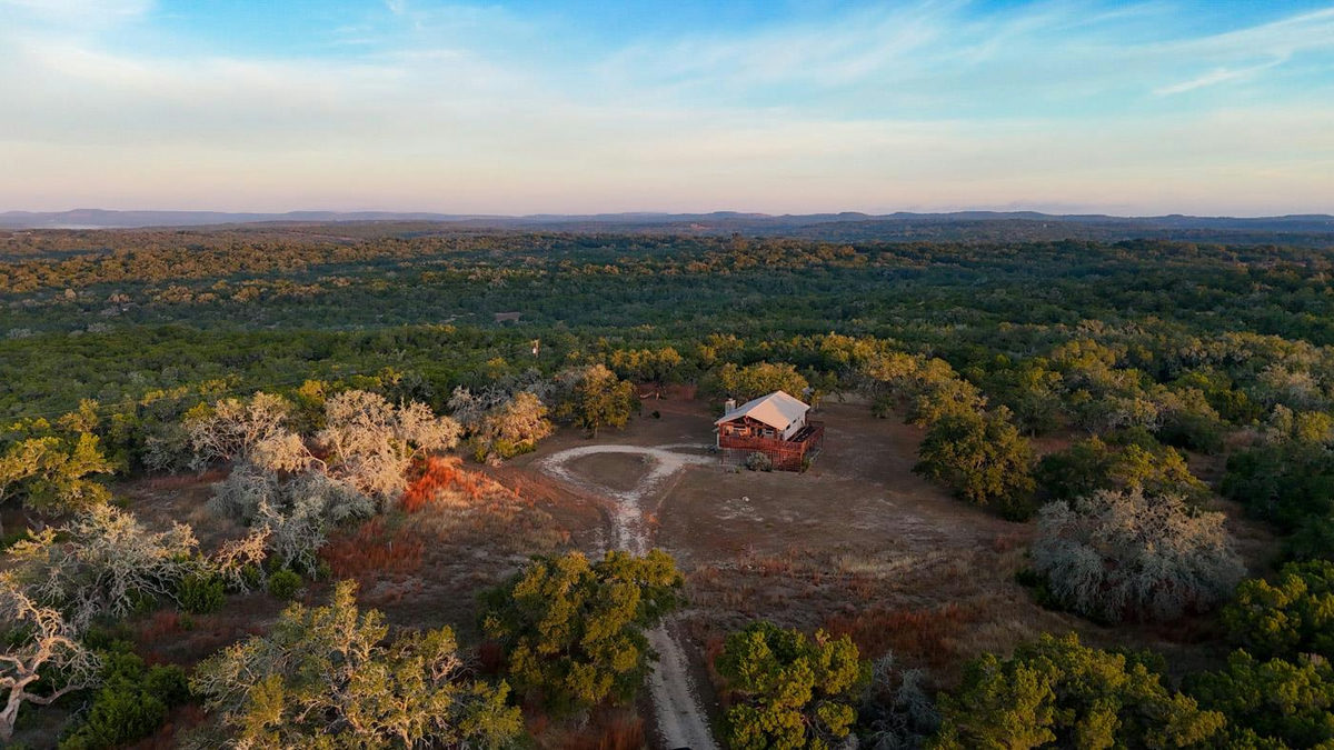 310 Sandy Point Rd — photo 3