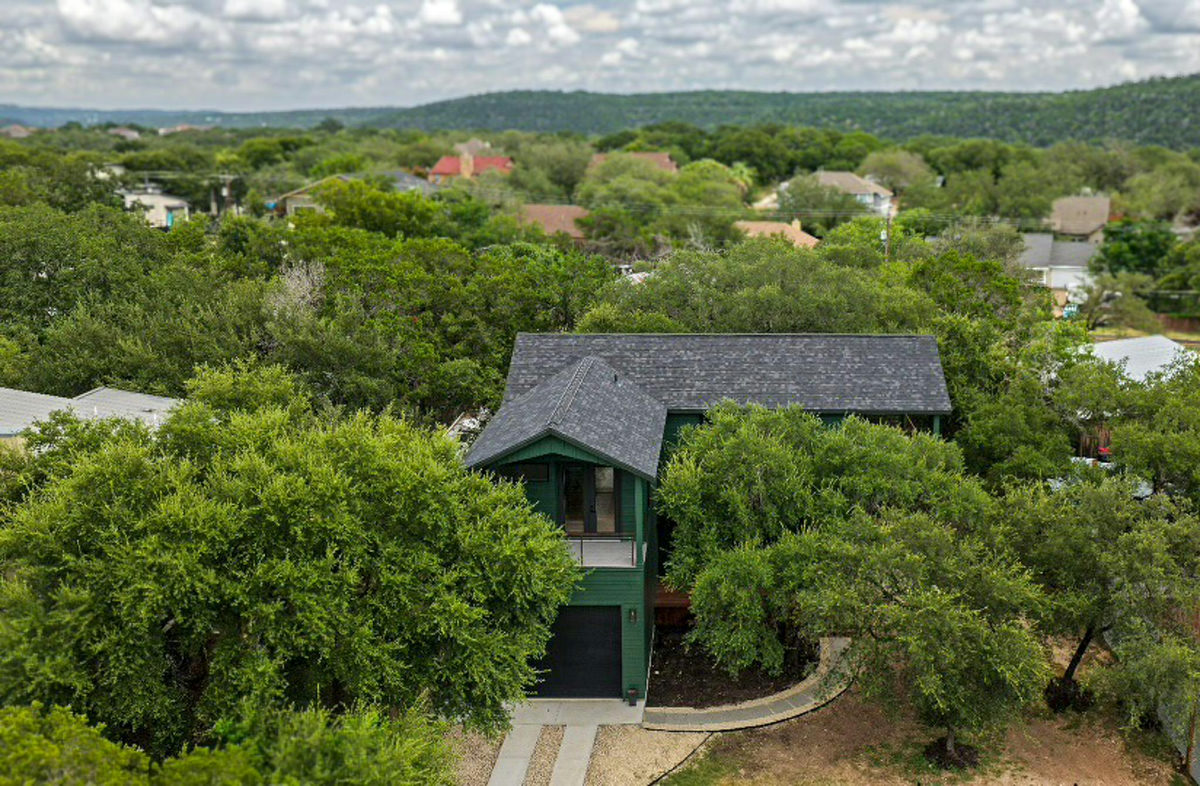 1301 Minnie Dr — photo 2