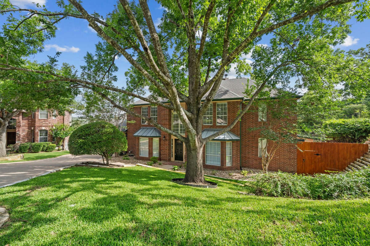 6604 Strutton Cv — exterior