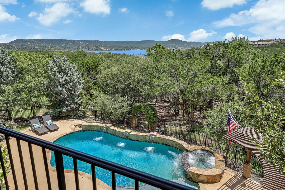 17408 Regatta View Dr — photo 2