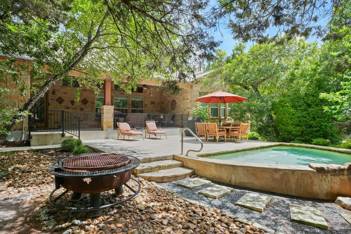 13901 FM 1826 — photo 2