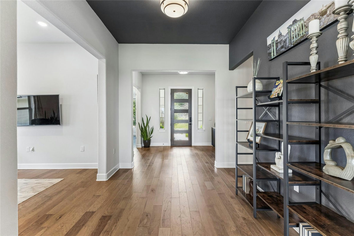 446 Skipping Cedar St — photo 5